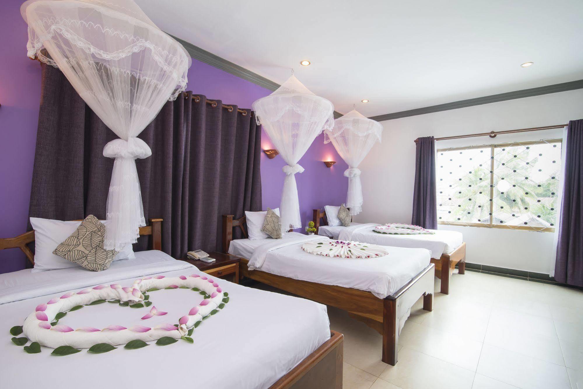 Tan Kang Angkor Hotel Сиемрип Экстерьер фото