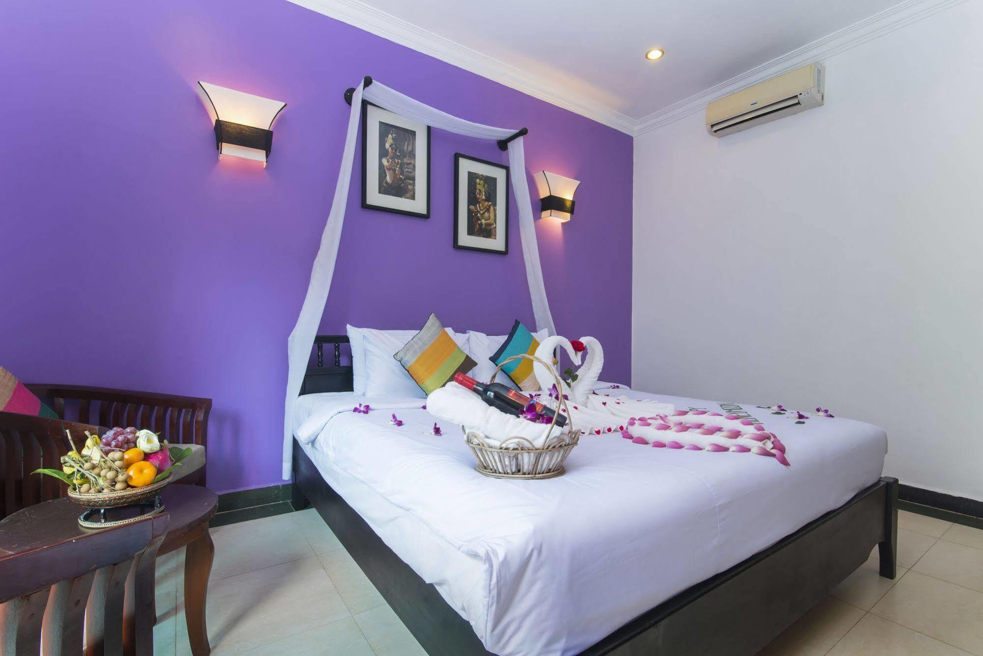 Tan Kang Angkor Hotel Сиемрип Экстерьер фото